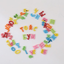Цифры и буквы на магнитах в пакете. Размер: 3см. C05047