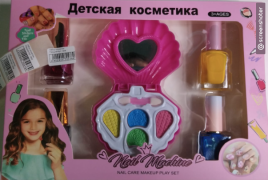 Набор косметики Ракушка+4шт. лака