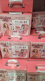 Косметика в чемодане 788-21