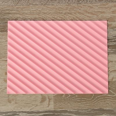 Коврик рельефный 18х24,5х0,5 см "Полосы", цвет розовый фото 1